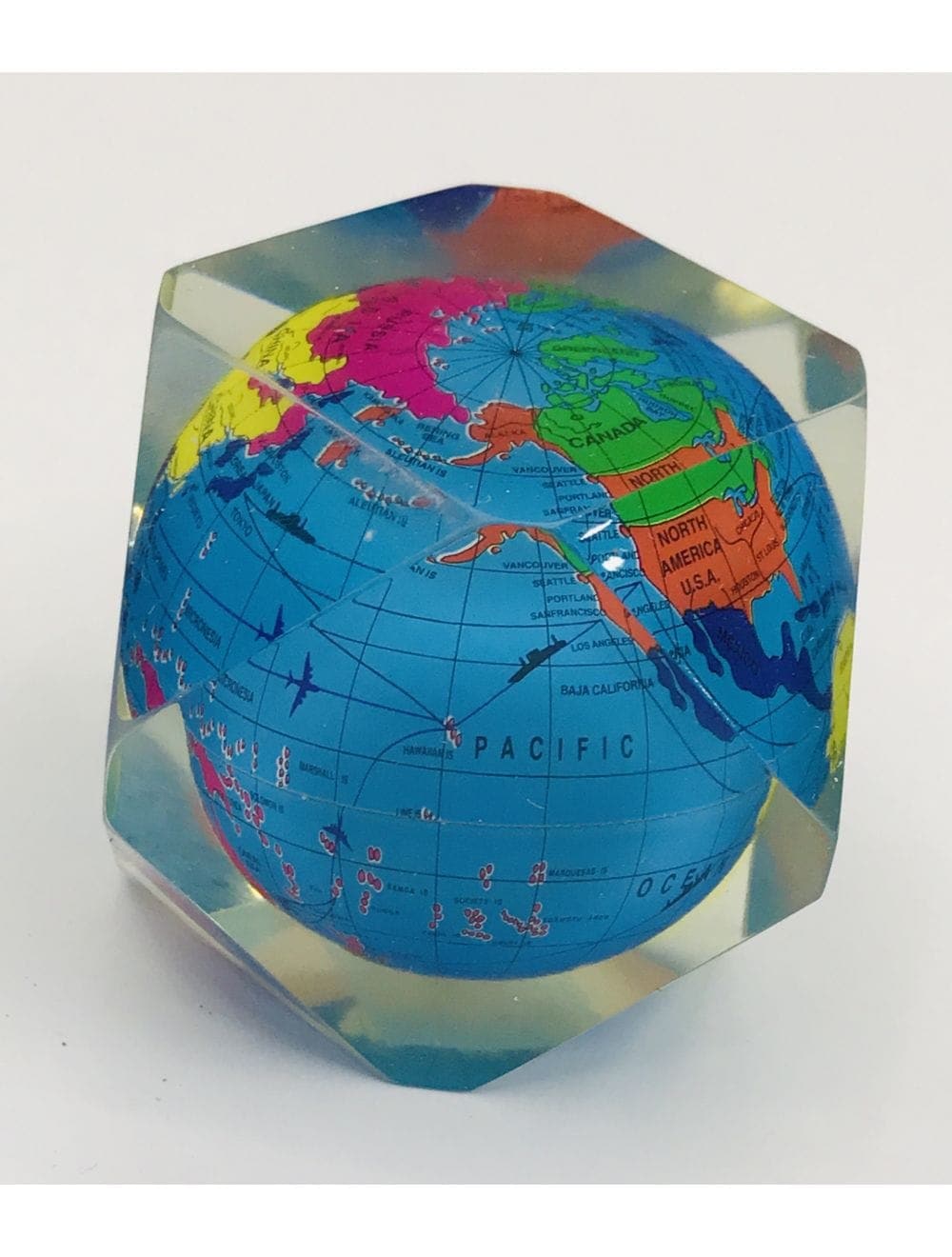 Paper Weight Globe Art NO.20865 - Saleemi Book Depot in pakistan